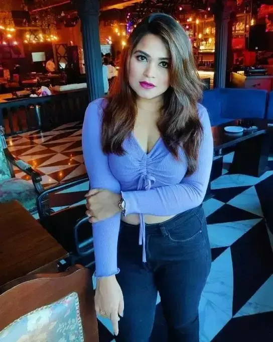 Sexy call girls lahore